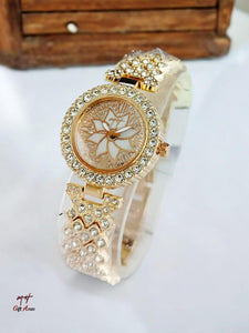 Women's Fancy Bracelet Anaalogue Watch
